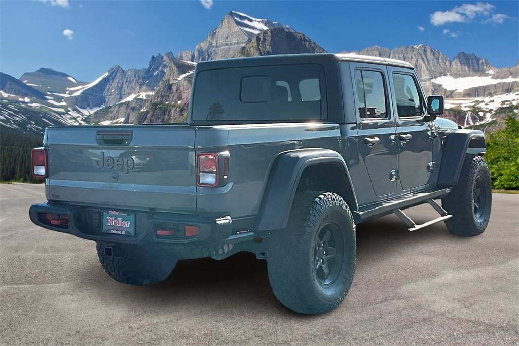 2021 Jeep Gladiator Rubicon photo 2