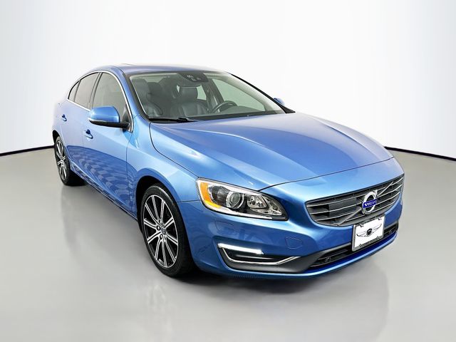2015 Volvo S60 T5 Platinum photo 3