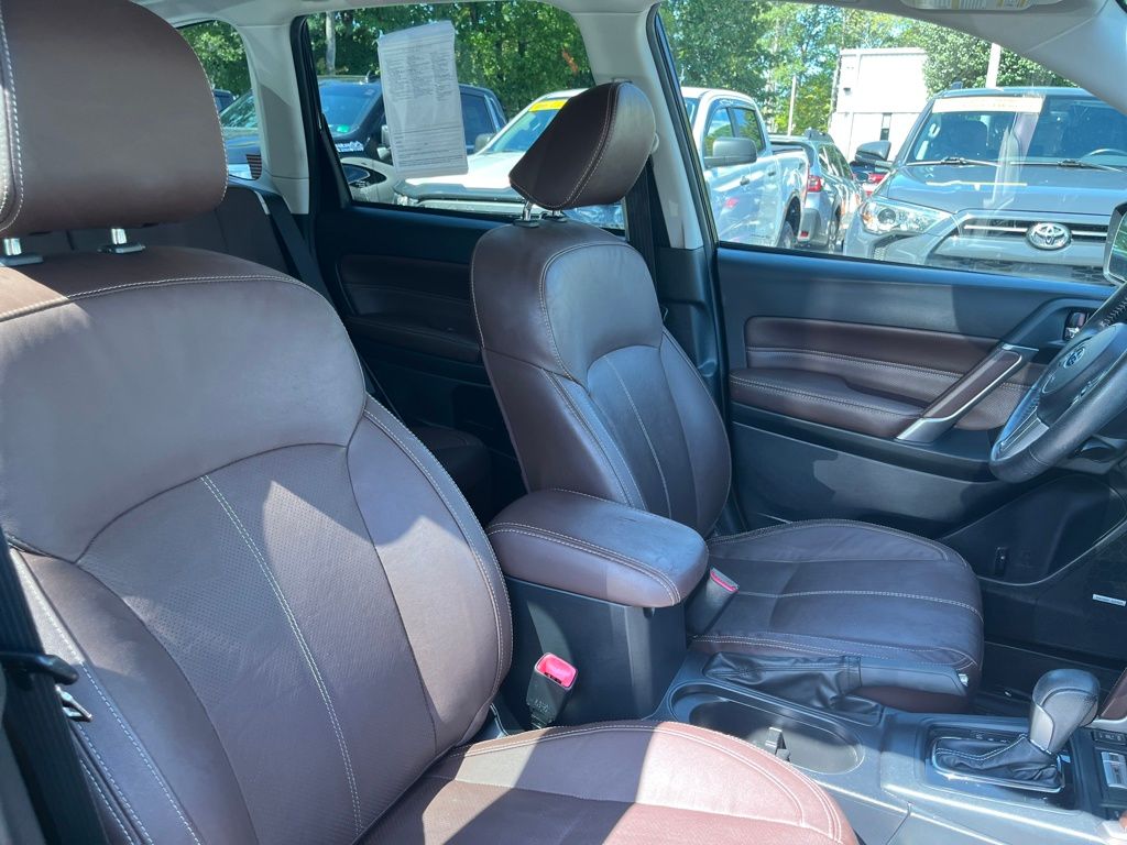 2017 Subaru Forester 2.5i Touring photo 26