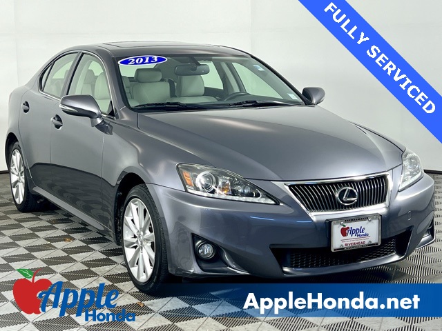 2013 Lexus IS Base's photo