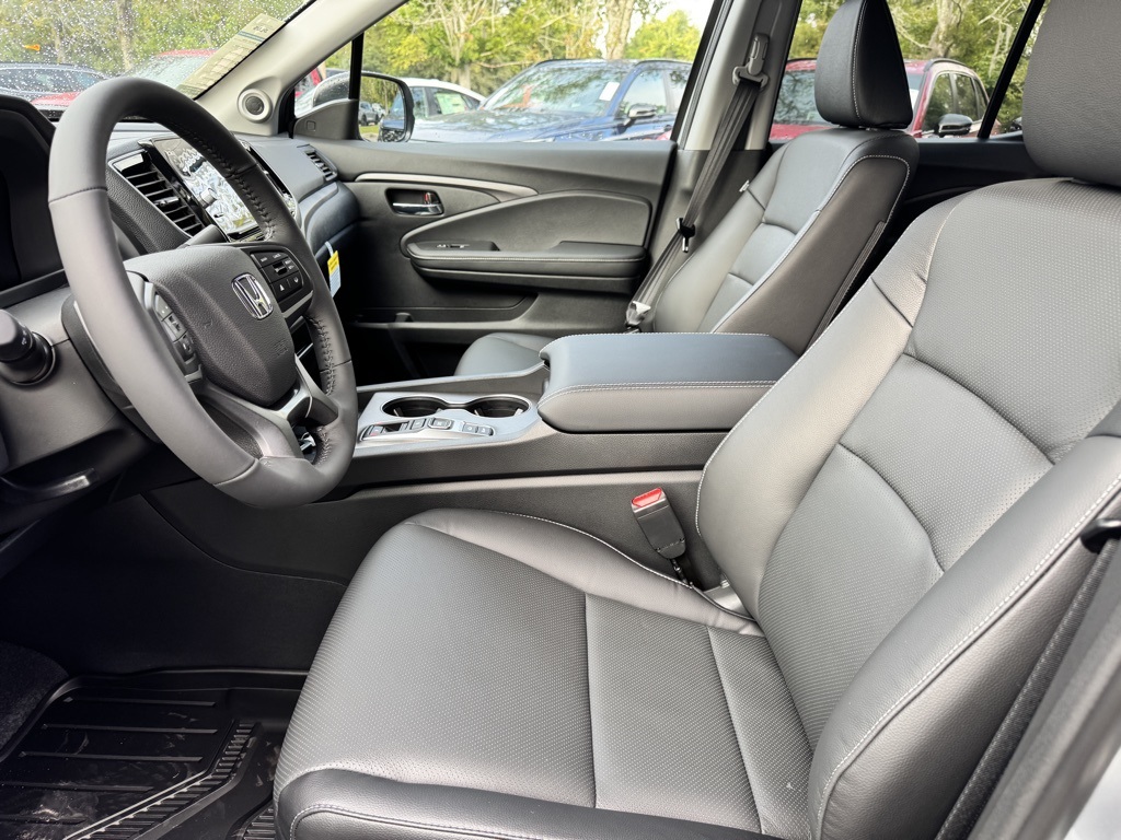 2025 Honda Ridgeline RTL photo 14