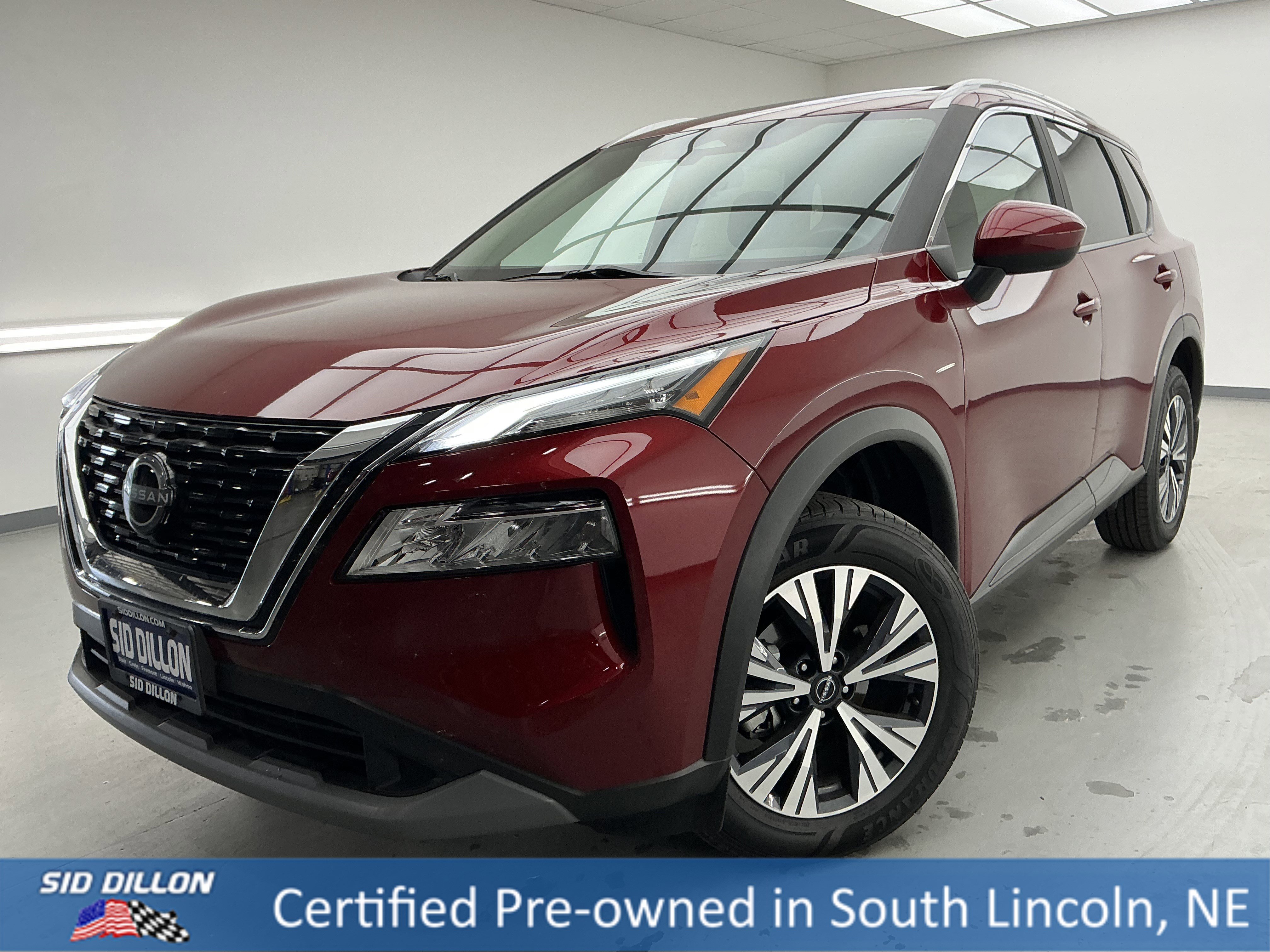 2023 Nissan Rogue SV's photo