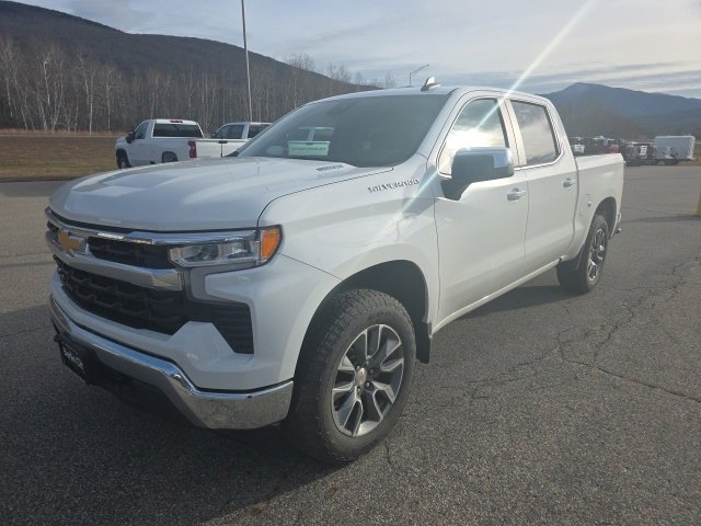 2026 Chevrolet Silverado 1500 LT photo 2