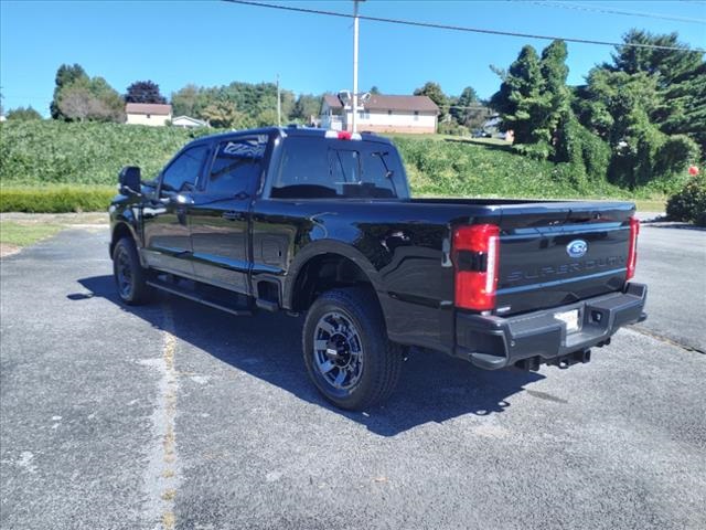 2024 Ford F-250 Lariat photo 3