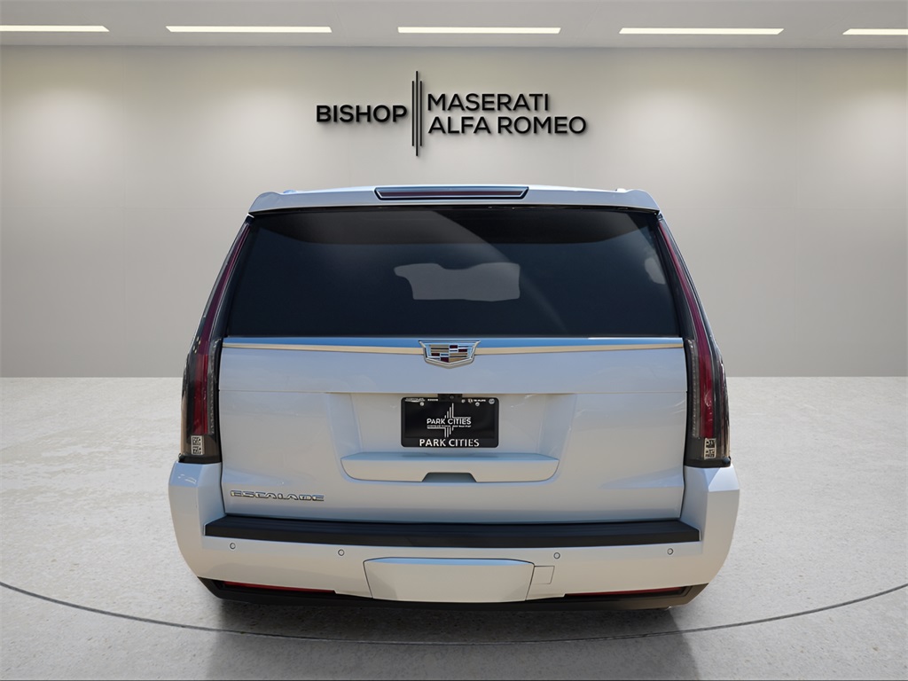 2018 Cadillac Escalade ESV Luxury photo 4