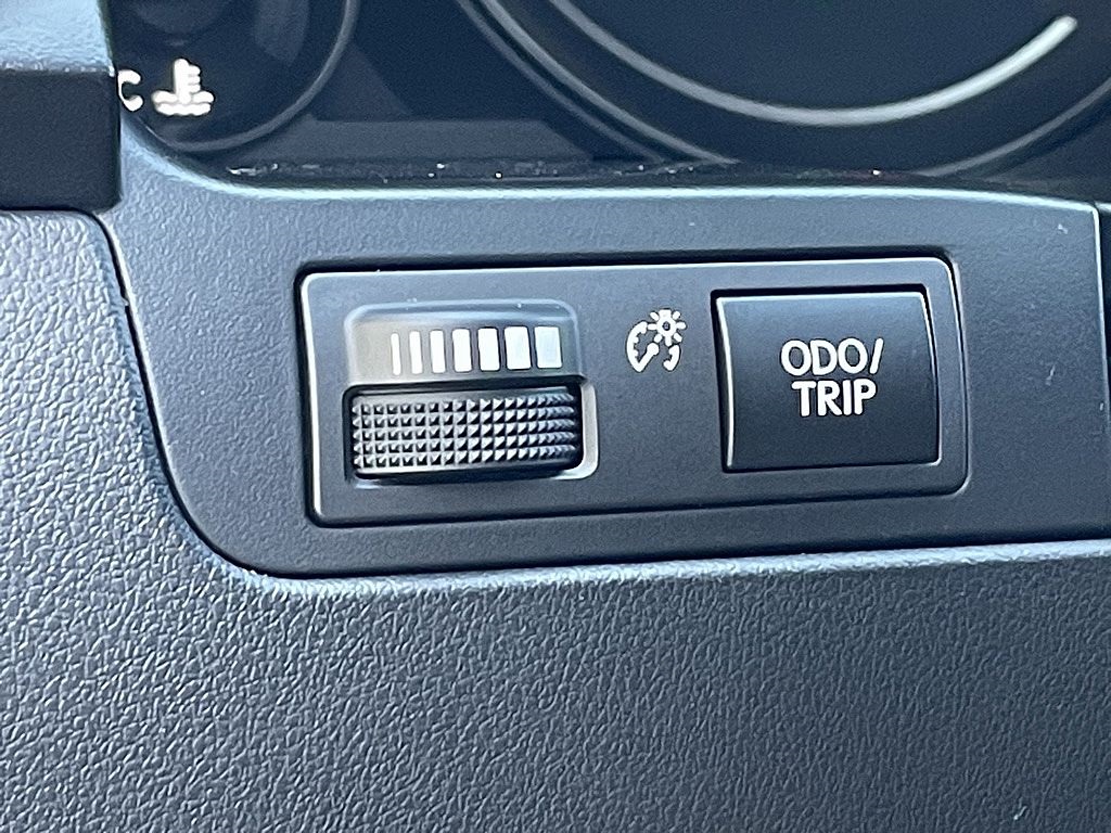 2019 Lexus LX 570 photo 21