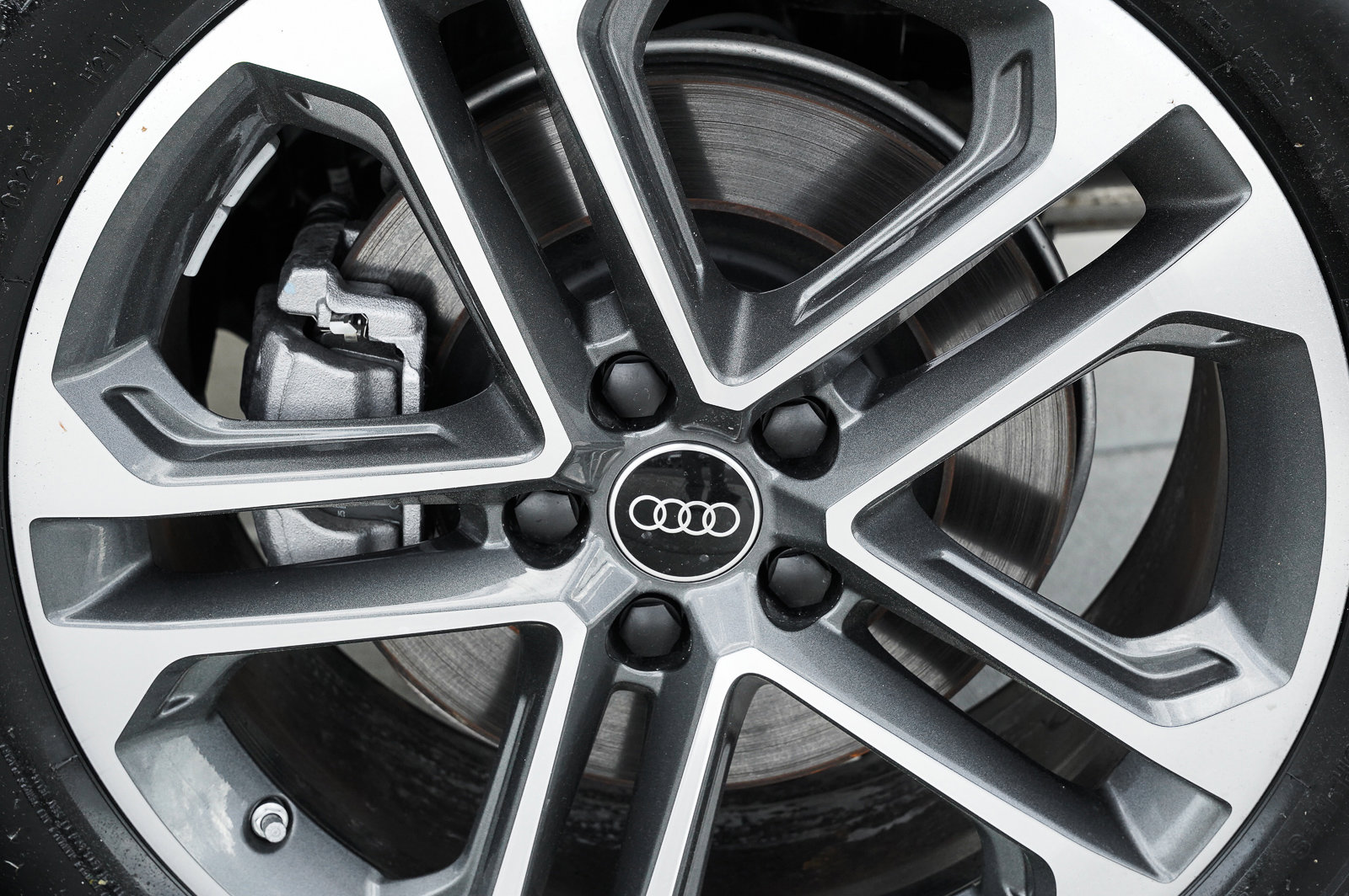 2025 Audi Q5 Premium photo 24