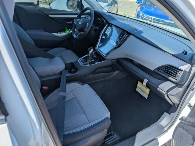 New 2025 CRYSTAL WHITE PEARL Subaru Premium image 18