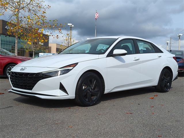 2023 Hyundai Elantra Hybrid Blue photo 2