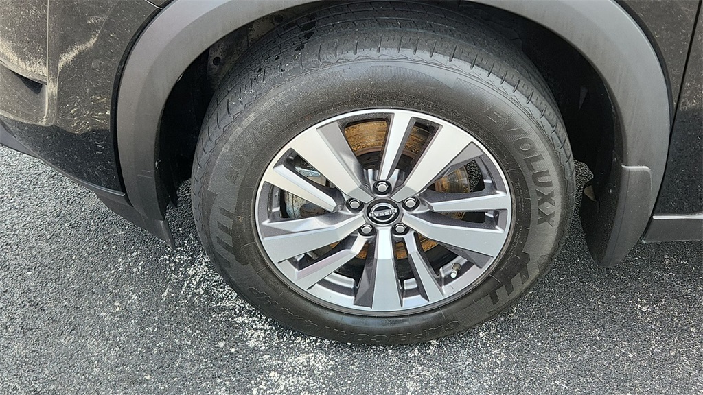 2022 Nissan Pathfinder SL photo 10