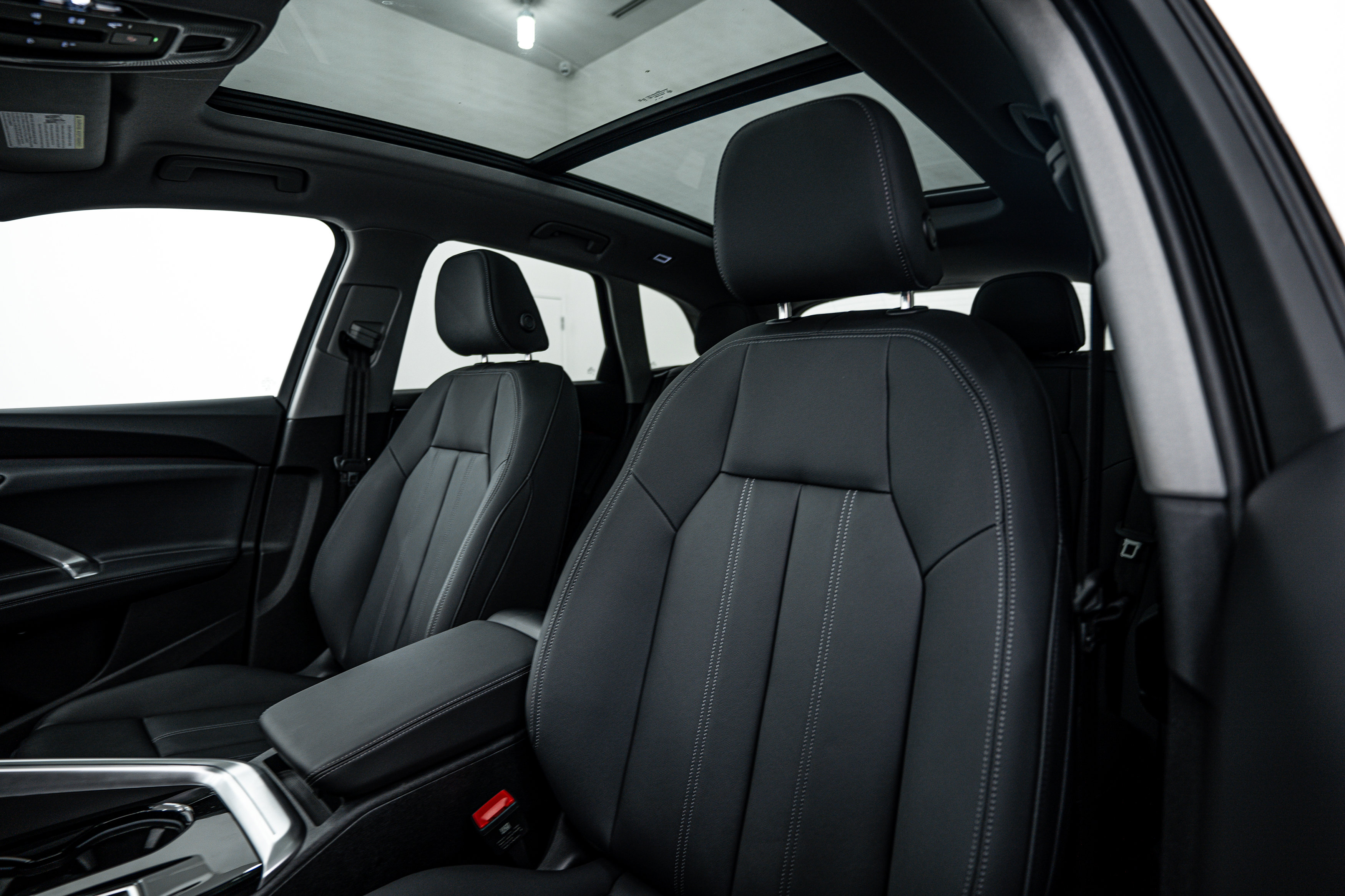 2025 Audi Q5 Premium Plus photo 13