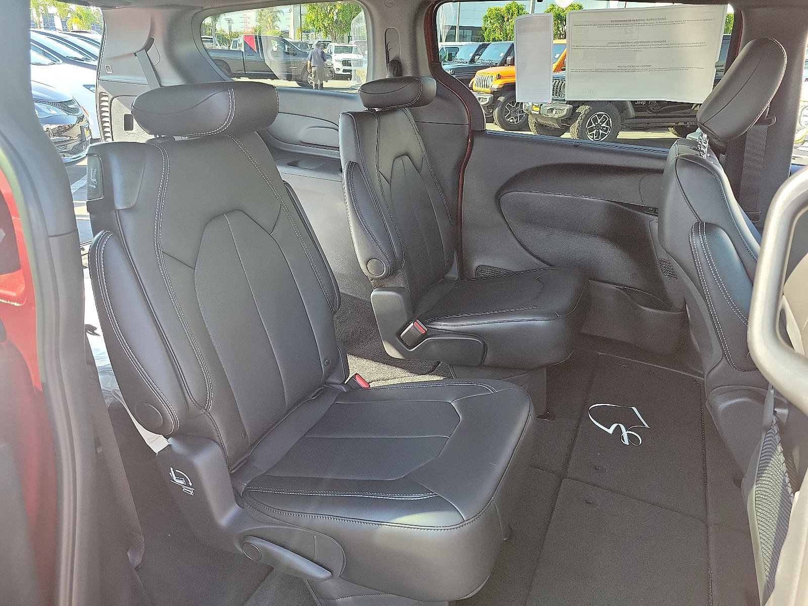 2026 Chrysler Voyager LX photo 15