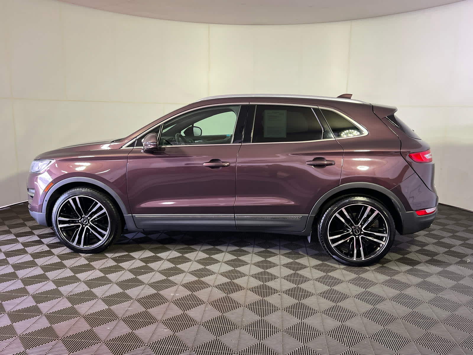 2017 Lincoln MKC Black Label photo 4