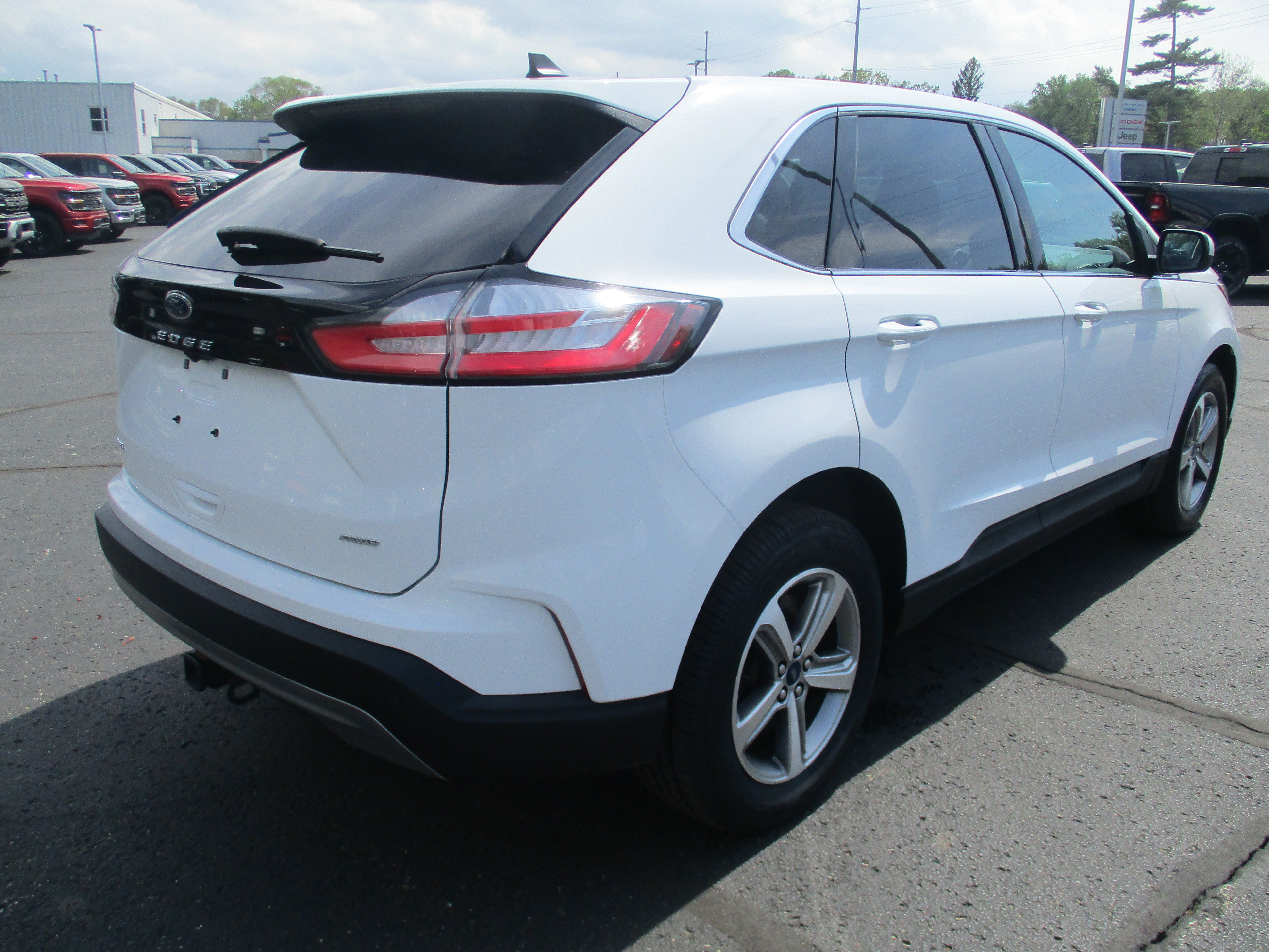 2022 Ford Edge SEL photo 7