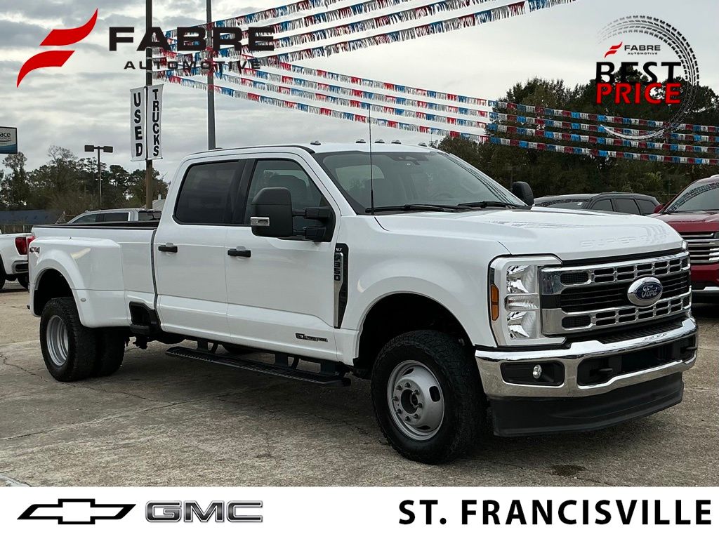 2024 Ford F-350 Super Duty XLT's photo