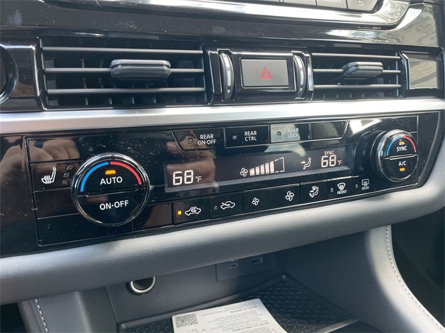 2025 Nissan Pathfinder SV photo 25
