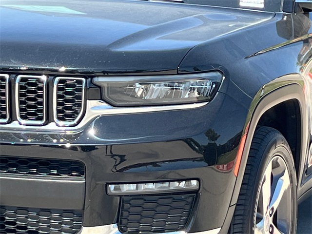 2022 Jeep Grand Cherokee Limited photo 4