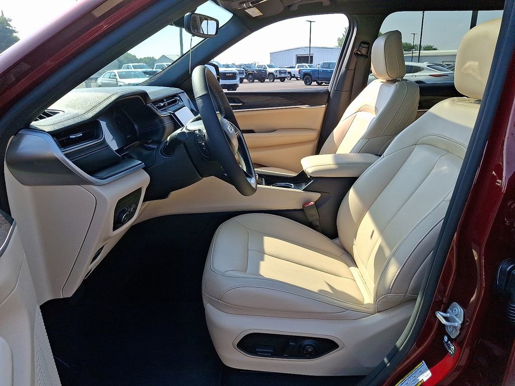 2024 Jeep Grand Cherokee Limited photo 15
