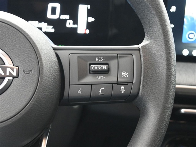 2026 Nissan Kicks SV photo 2