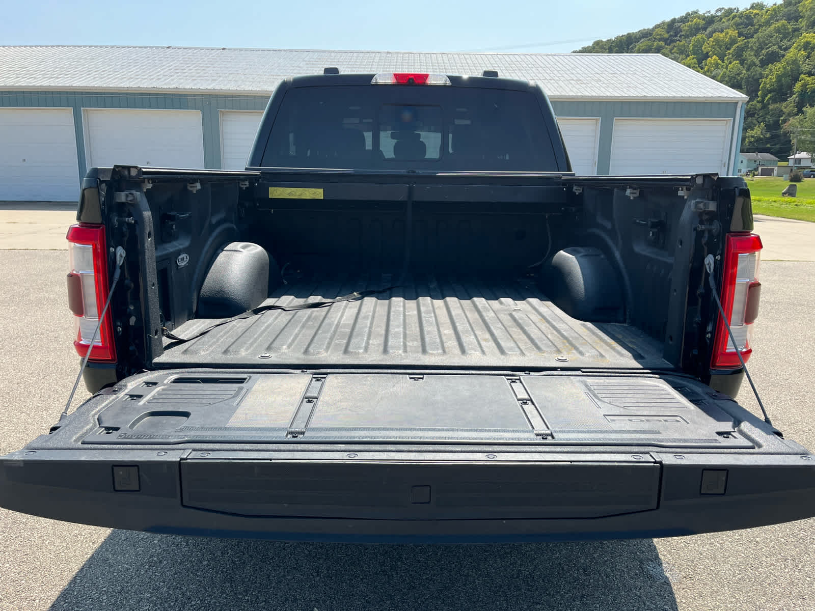 2021 Ford F-150 Lariat photo 12