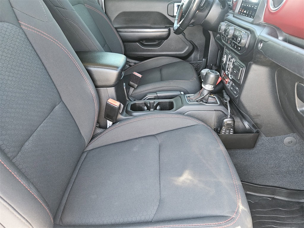 2021 Jeep Gladiator Rubicon photo 6