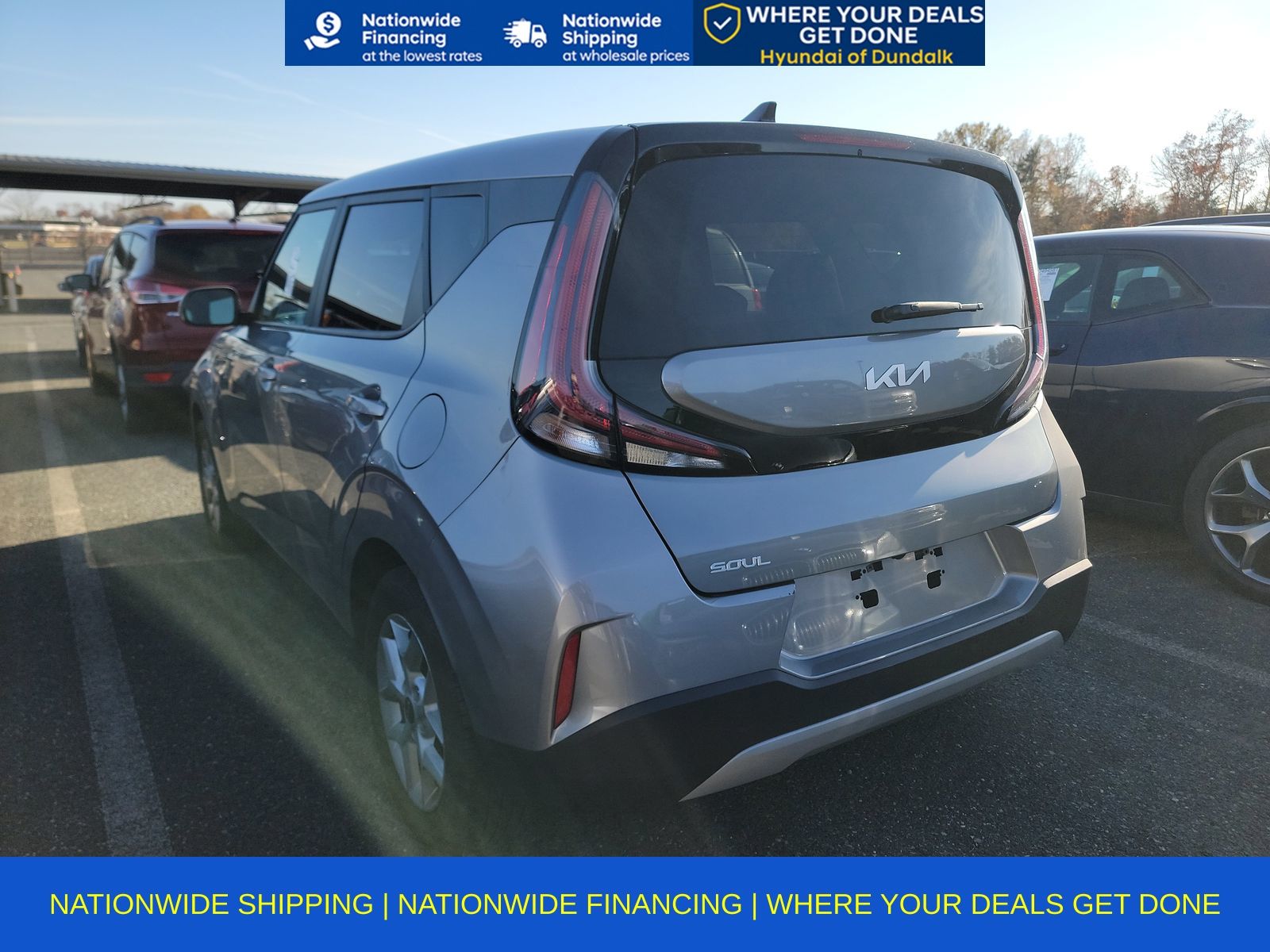 2024 Kia Soul LX photo 2