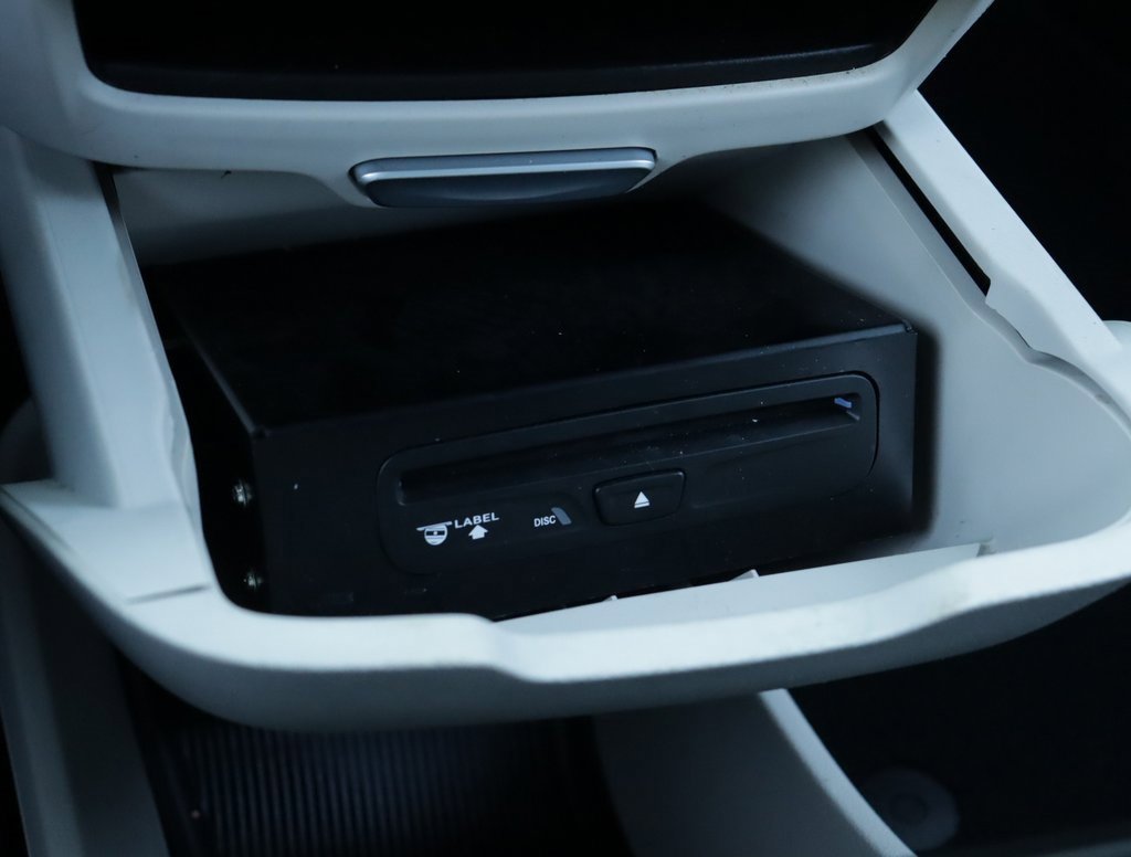 2017 Chrysler Pacifica Touring L photo 16