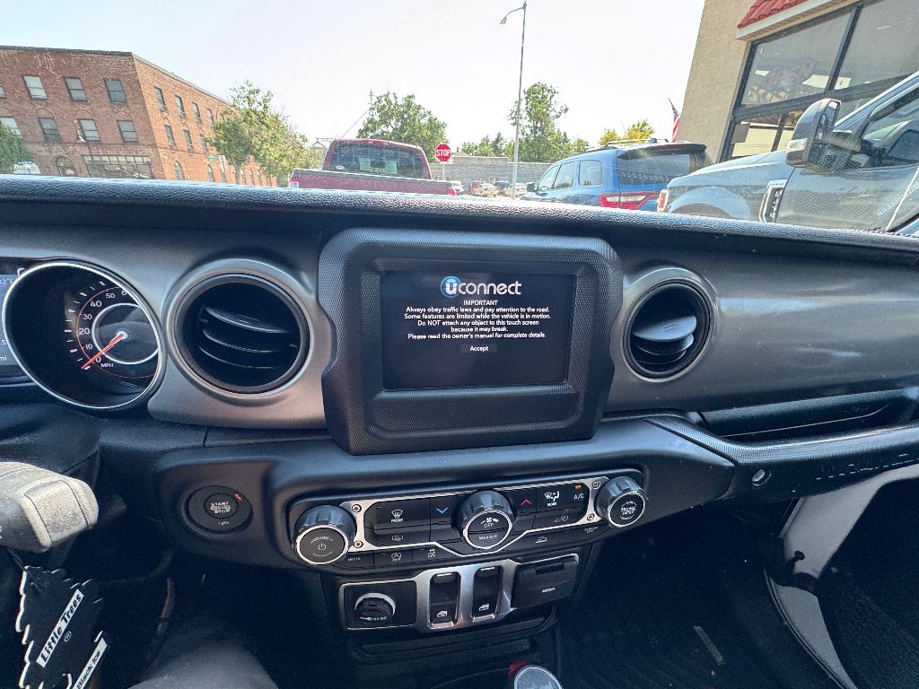 2023 Jeep Wrangler Sport S photo 12