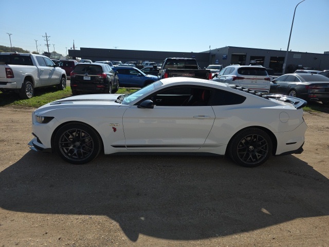 2016 Ford Mustang GT Premium photo 3