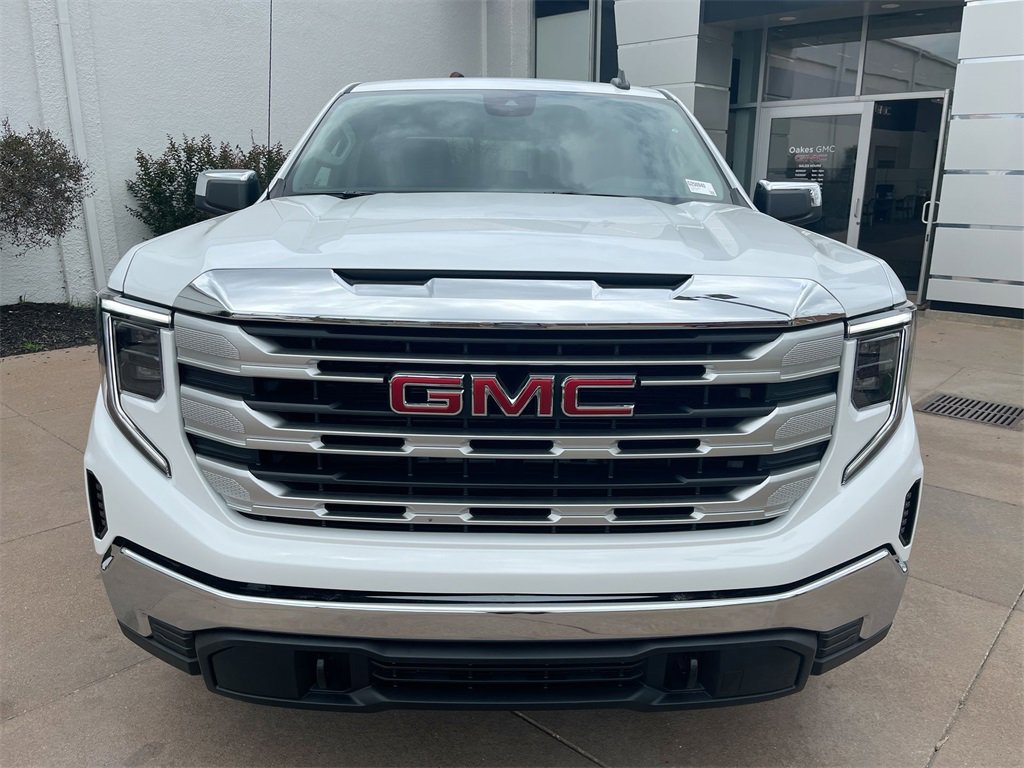 Used 2025 GMC Sierra 1500 SLE with VIN 3GTPUBEK7SG351849 for sale in Kansas City