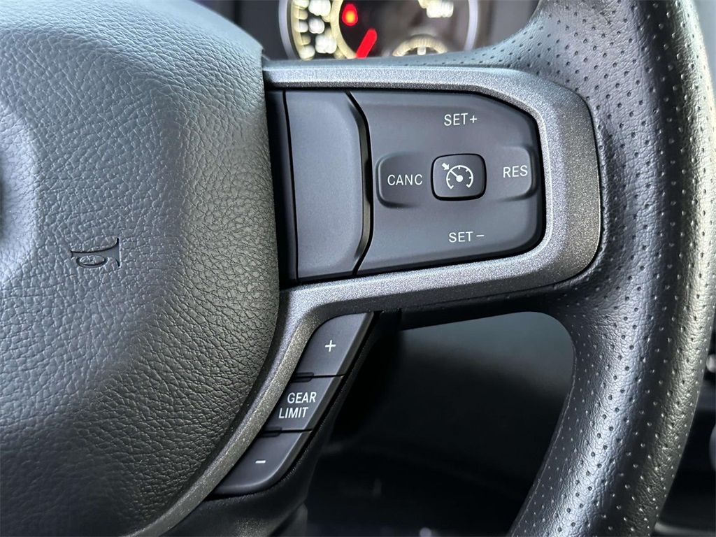 2024 Ram 2500 Tradesman photo 9