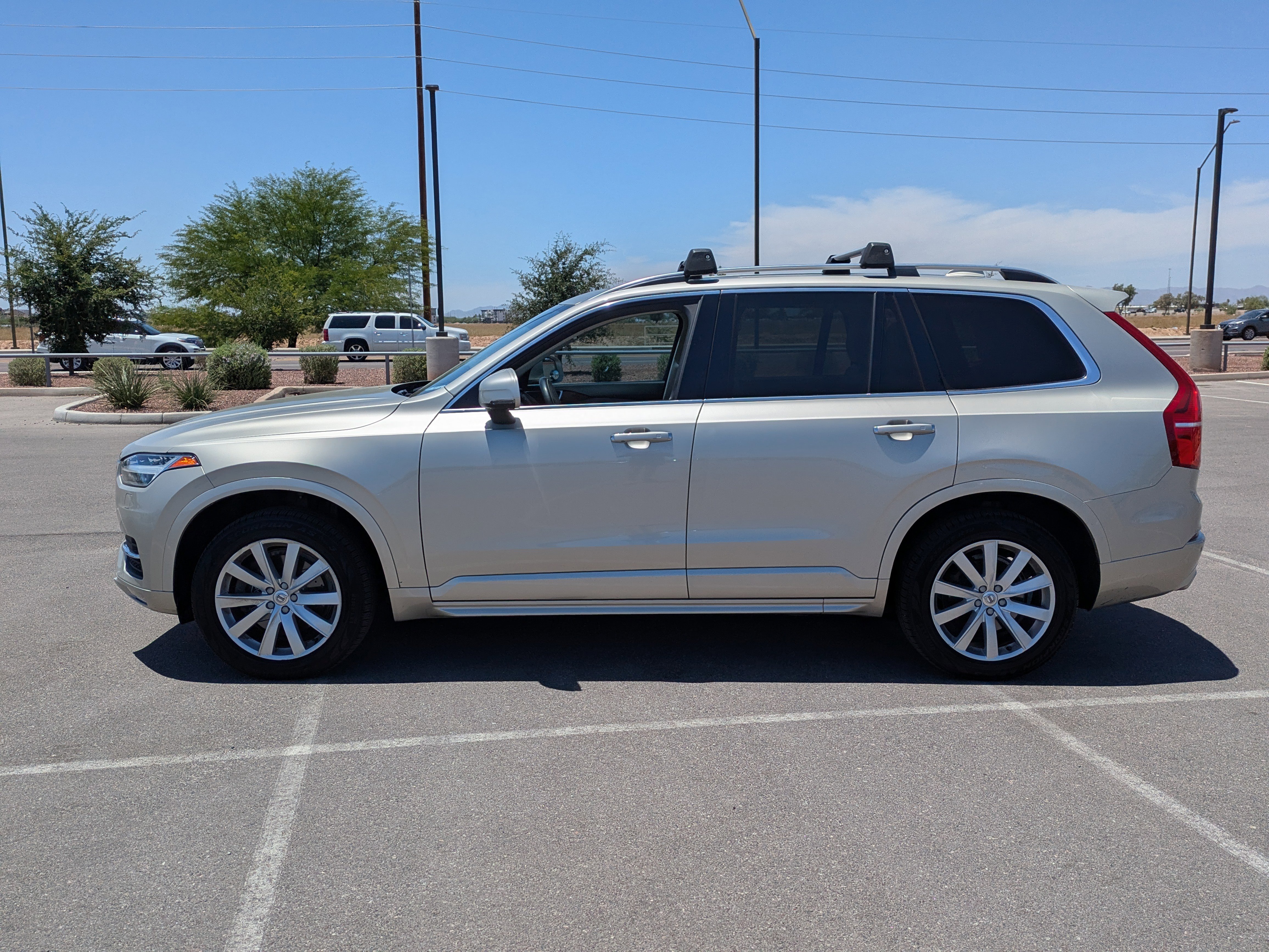 Used 2016 Volvo XC90 Momentum with VIN YV4A22PK5G1068779 for sale in Avondale, AZ