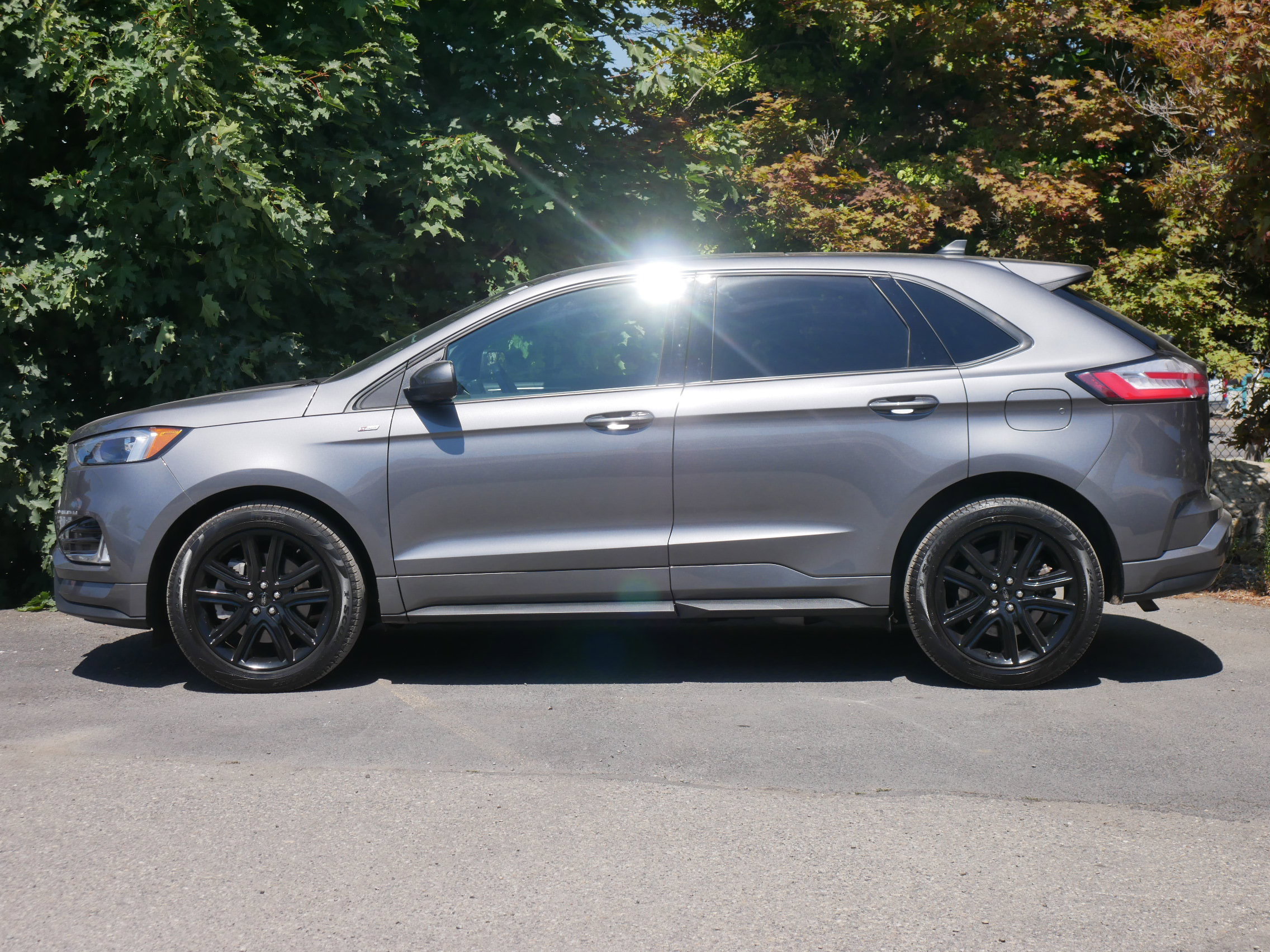 2024 Ford Edge ST-Line photo 16