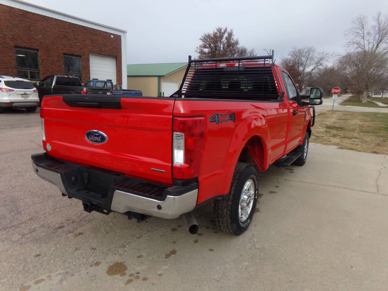 2017 Ford F-250 XLT photo 4