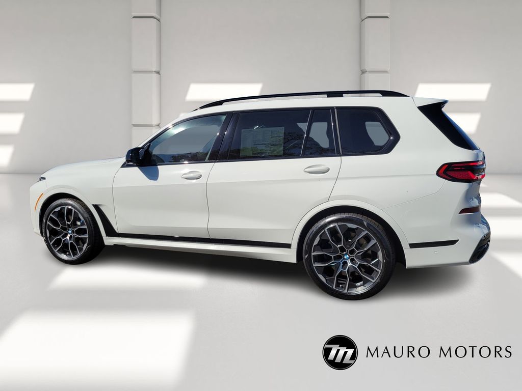 2026 Bmw X7 M60i photo 4