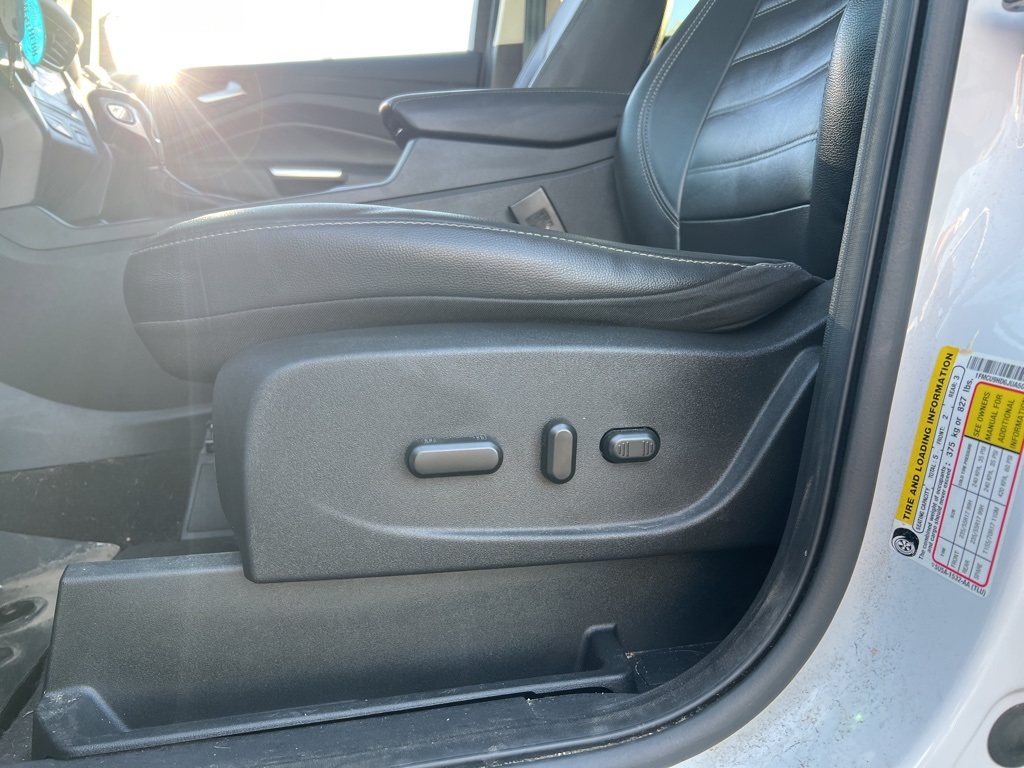 2018 Ford Escape SEL photo 8