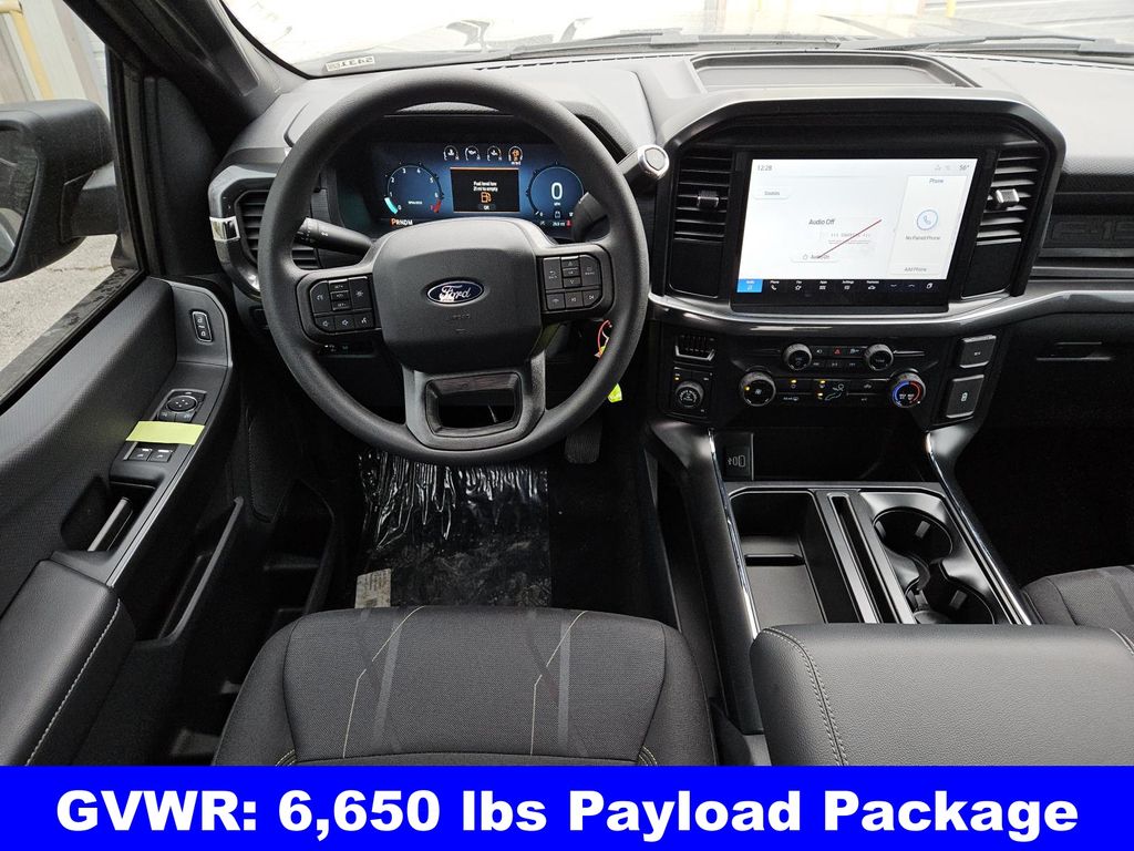 2025 Ford F-150 STX photo 4