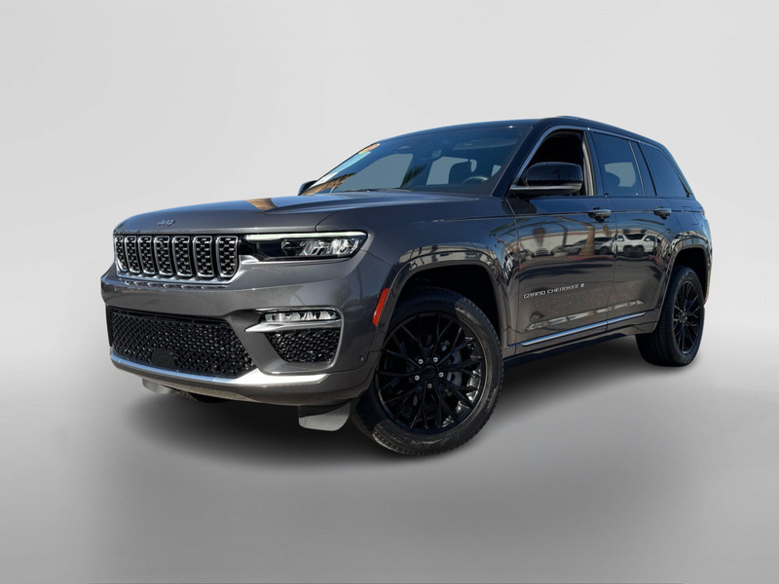 2022 Jeep Grand Cherokee Summit