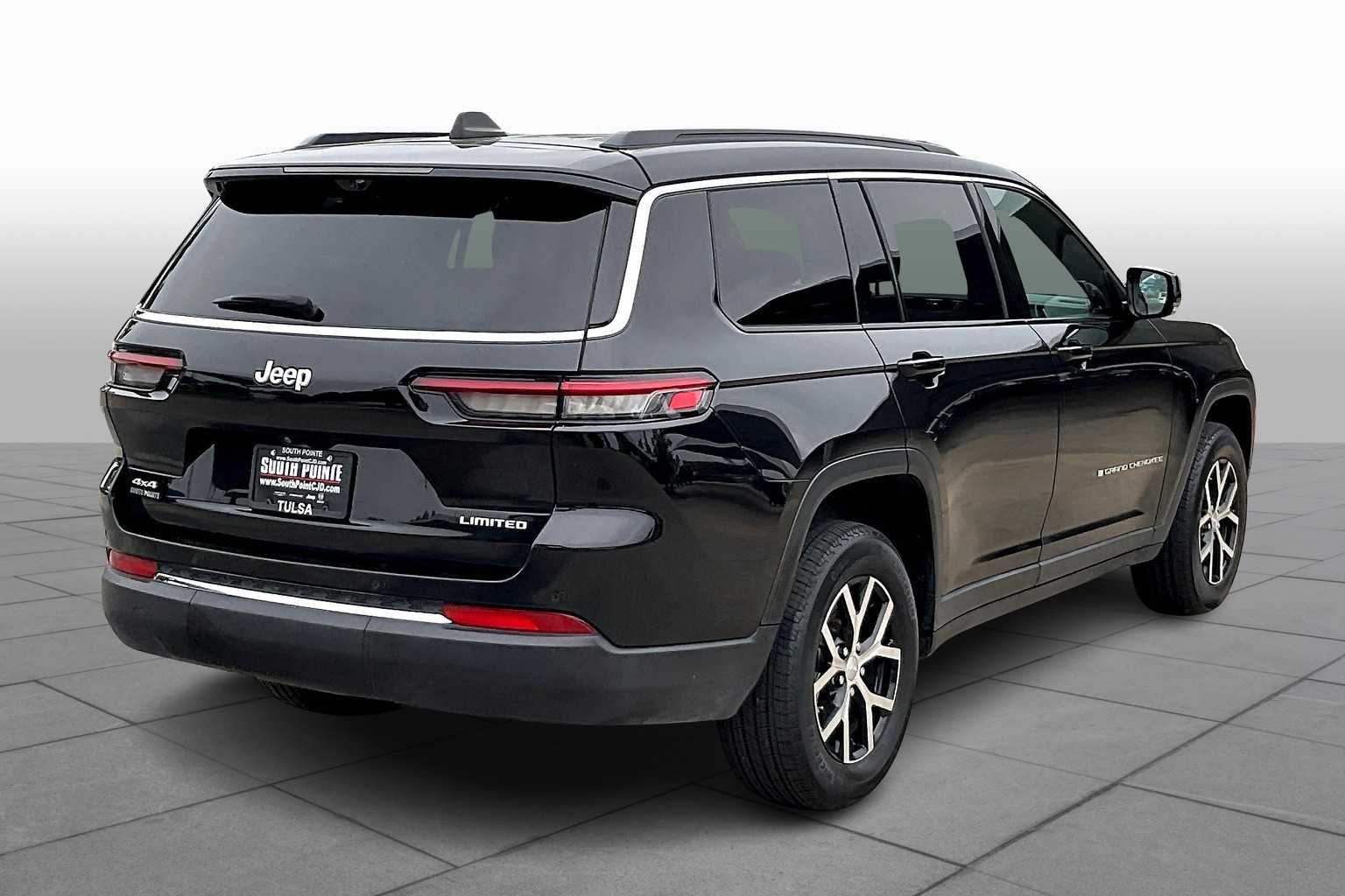 2024 Jeep Grand Cherokee Limited photo 8
