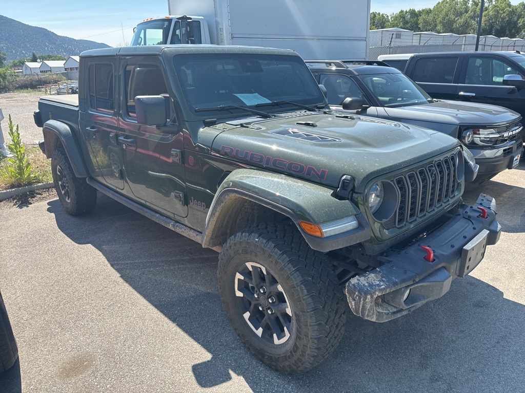 2024 Jeep Gladiator Rubicon photo 2