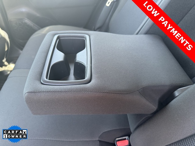 2022 Toyota RAV4 LE photo 16