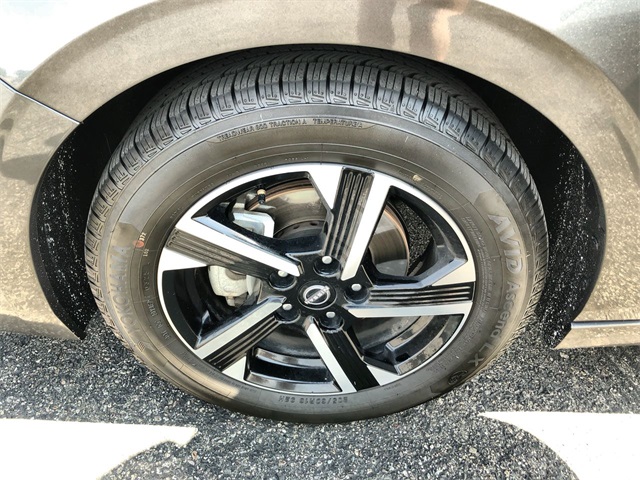 2024 Nissan Sentra SV photo 2