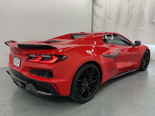 2024 Chevrolet Corvette Z06 3LZ photo 7