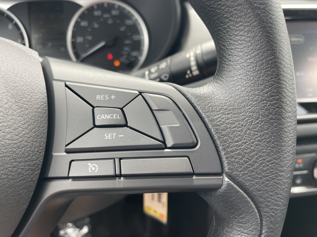 2025 Nissan Versa S photo 11