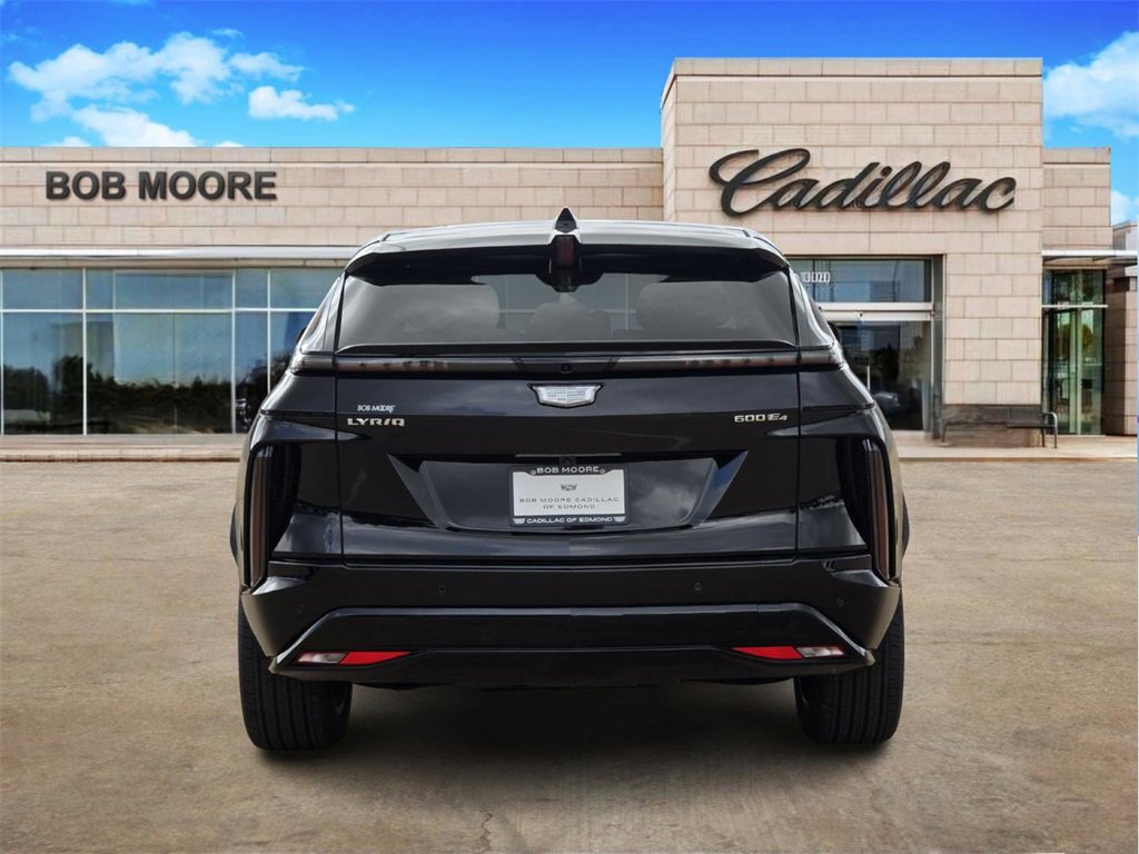2025 Cadillac Lyriq Sport photo 6