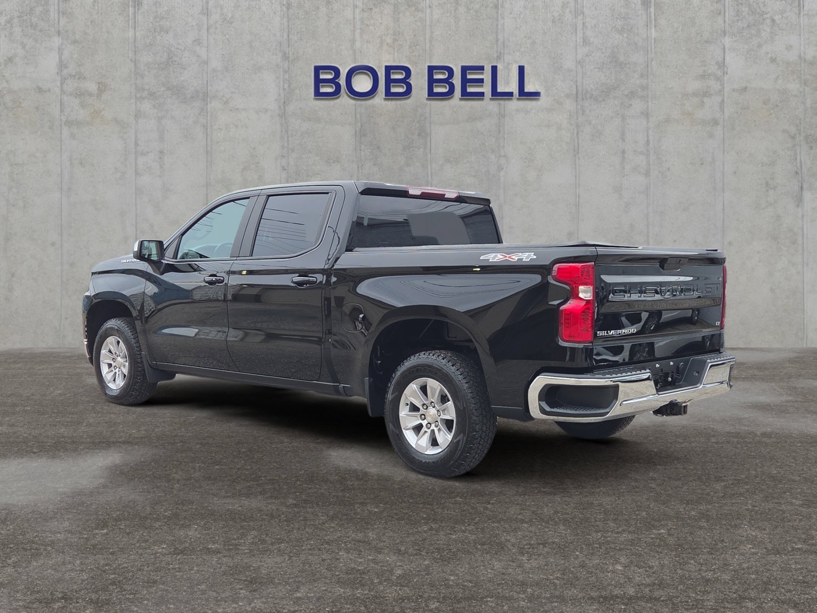 2021 Chevrolet Silverado 1500 LT photo 3