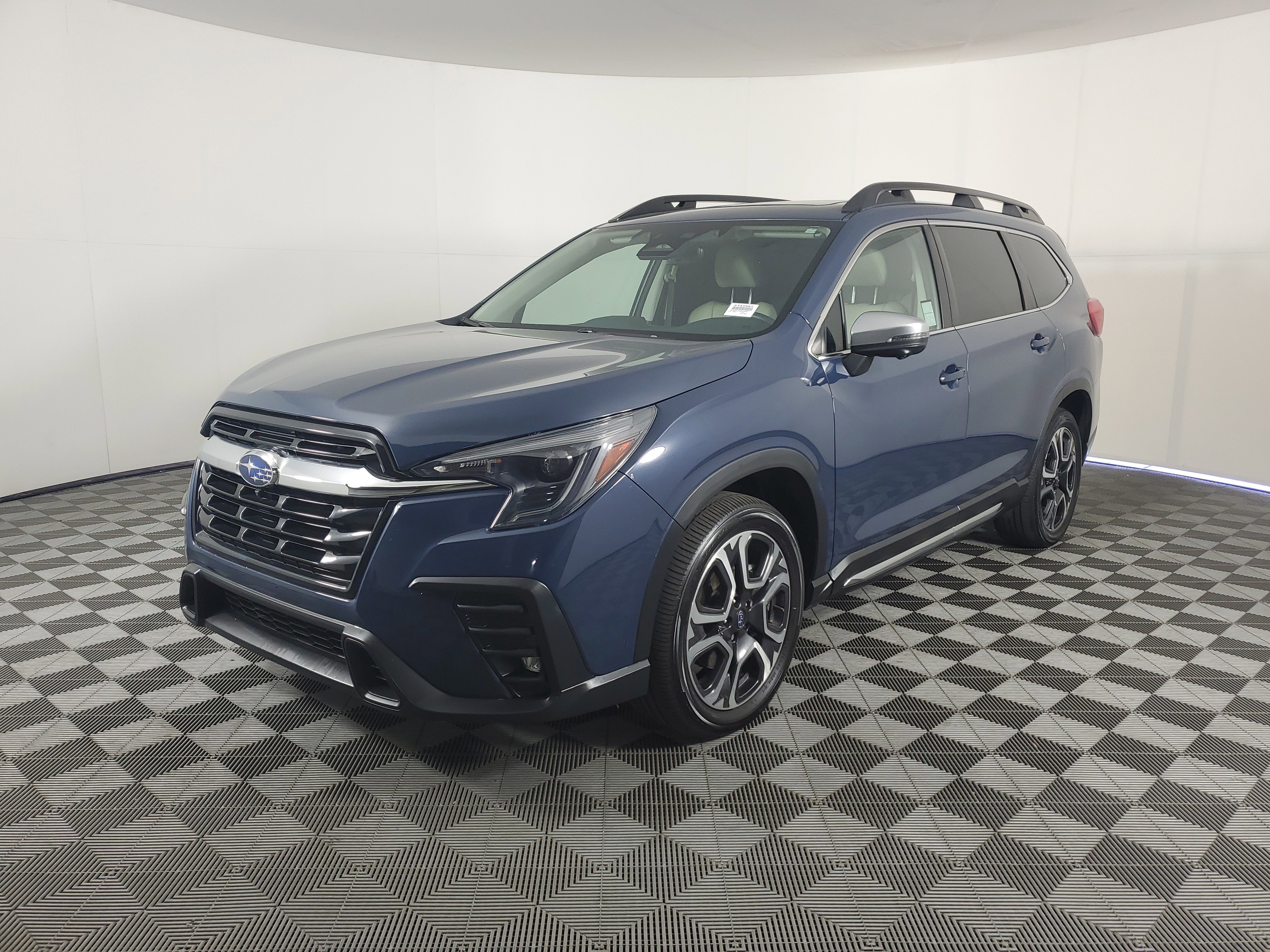 Used 2023 Cosmic Blue Pearl Subaru Limited image 8