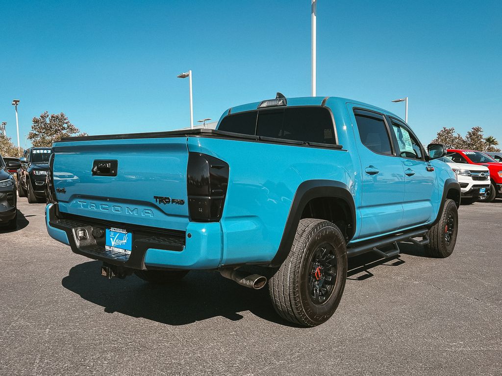 2018 Toyota Tacoma V6 photo 10