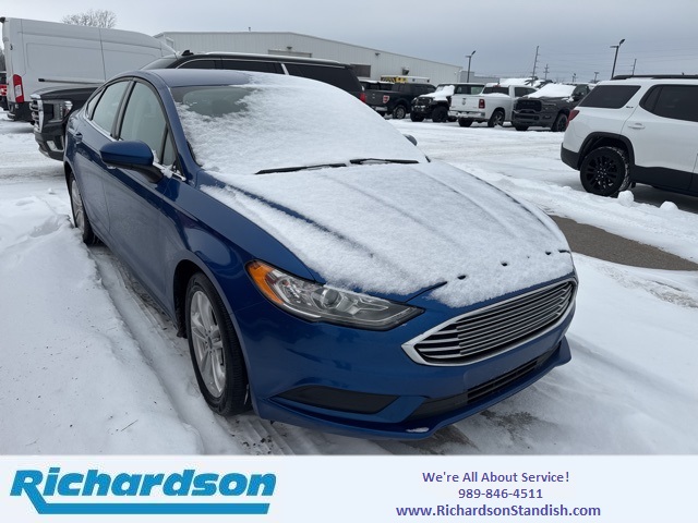 2018 Ford Fusion SE's photo
