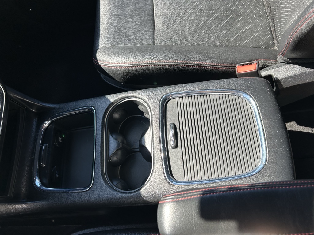 2016 Dodge Grand Caravan R/T photo 18